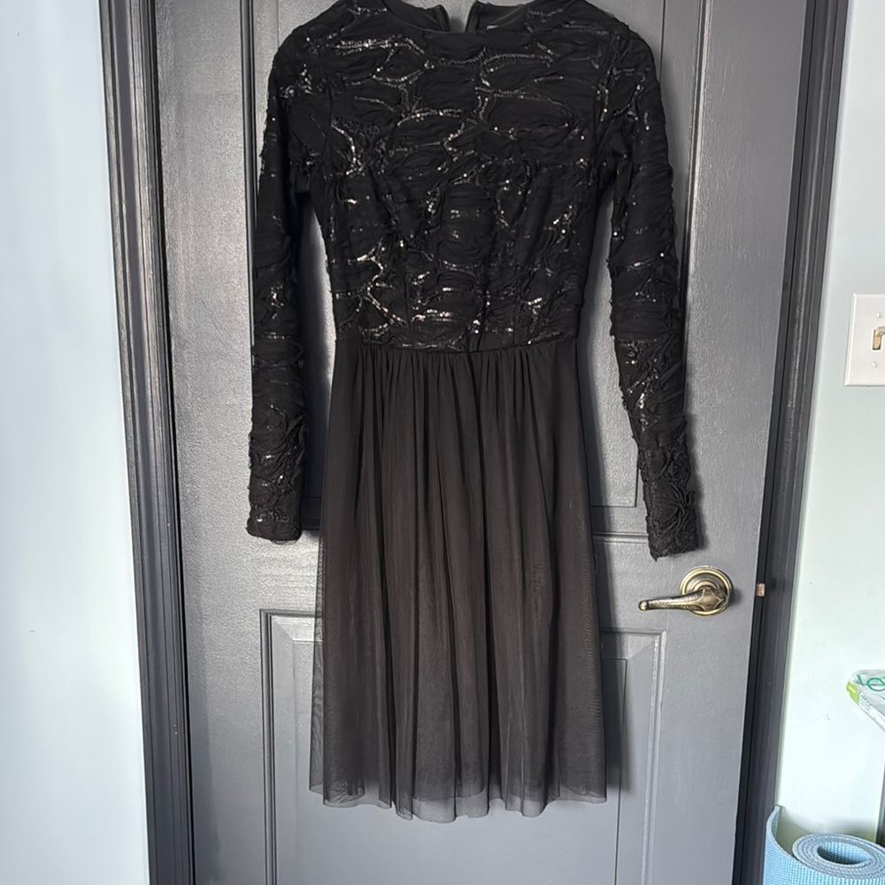 Elegant Black Lace Midi Dress
